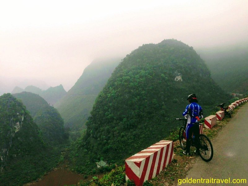 Vietnam's Ha Giang Hoang Su Phi Cycling Challenge Route 10 Days